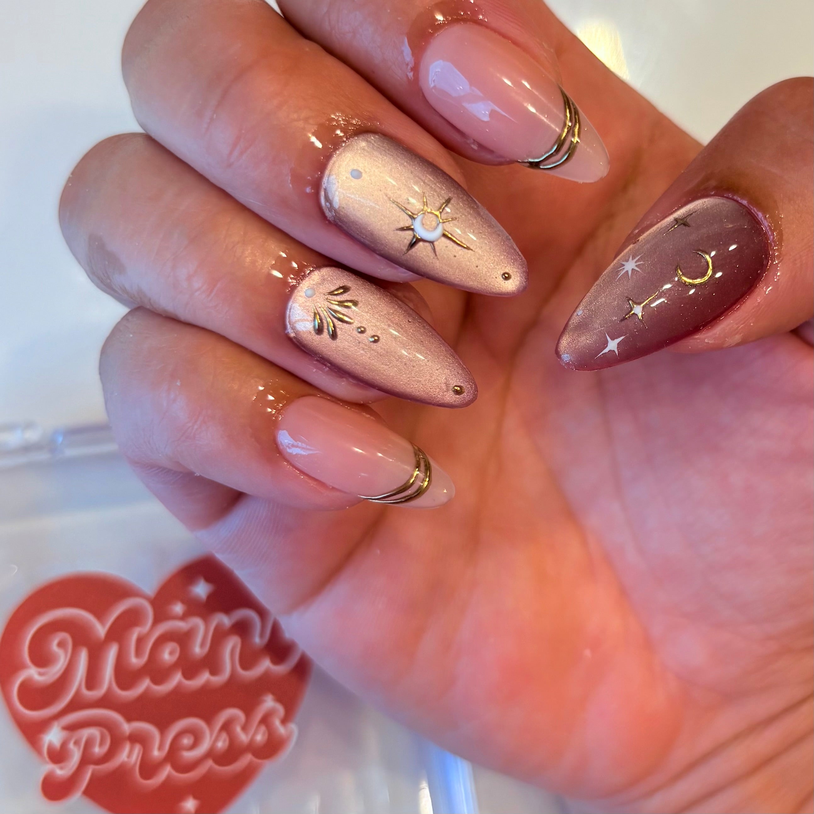 Goddess Short Almond