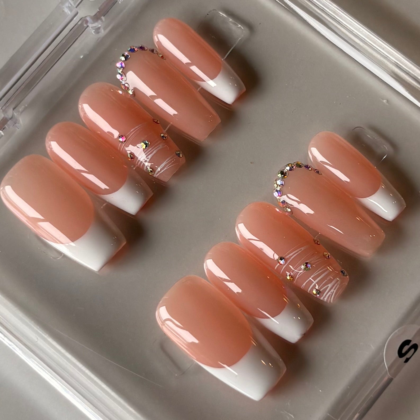 Frenchie Medium Length Square