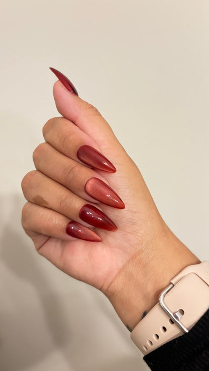 Red cat nails